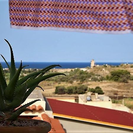 La Terrazza Di Mariel Apartment ปาคีโน ภายนอก รูปภาพ