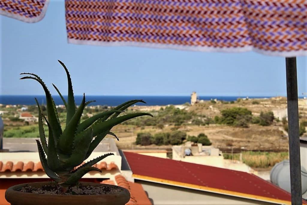 La Terrazza Di Mariel Apartment ปาคีโน ภายนอก รูปภาพ