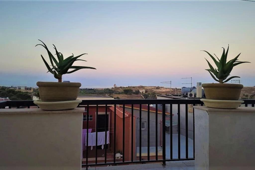 La Terrazza Di Mariel Apartment ปาคีโน ภายนอก รูปภาพ